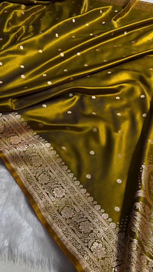 Olive Gold Banarasi Silk Saree – Elegant Zari Butta Weave