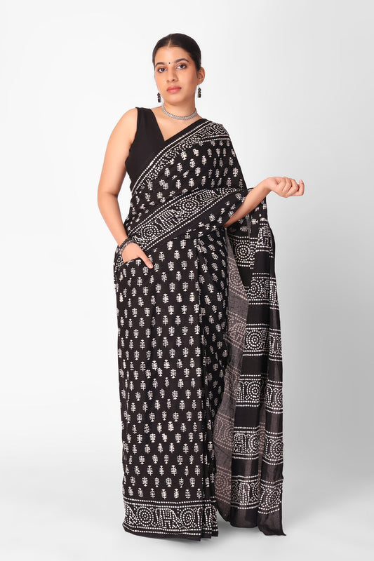 Midnight Noir Ready-to-Wear Saree With Pocket